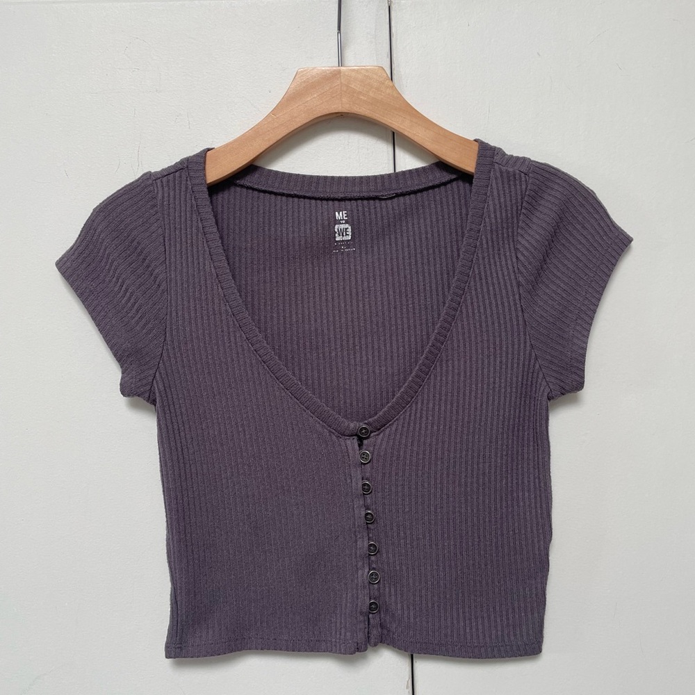 Women's Ribbed Button-Down Low Cut Top - Purple